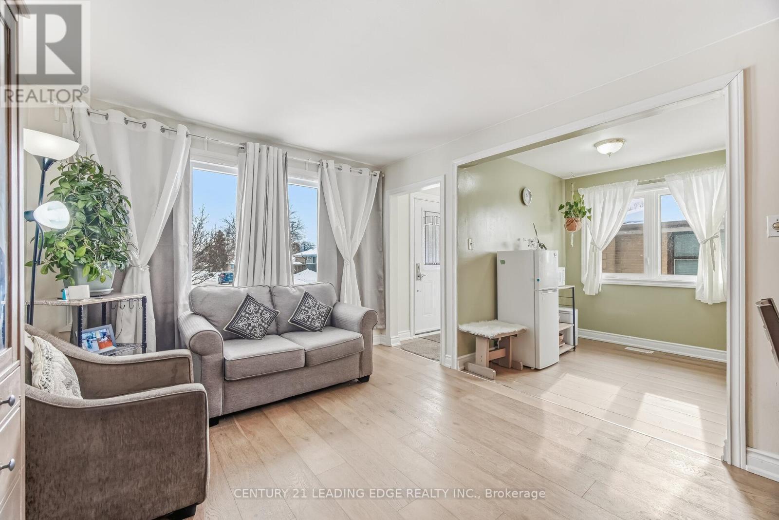 58 Rushley Drive, Toronto, Ontario  M1P 3S5 - Photo 8 - E12771624