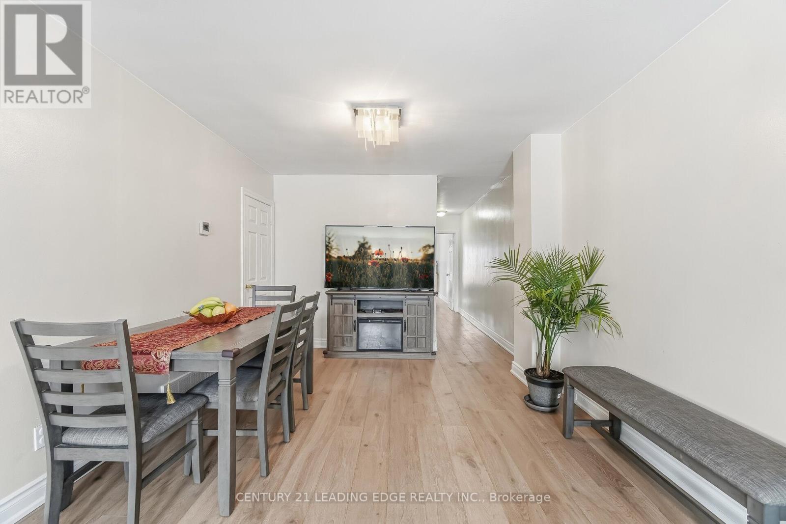 58 Rushley Drive, Toronto, Ontario  M1P 3S5 - Photo 9 - E12771624