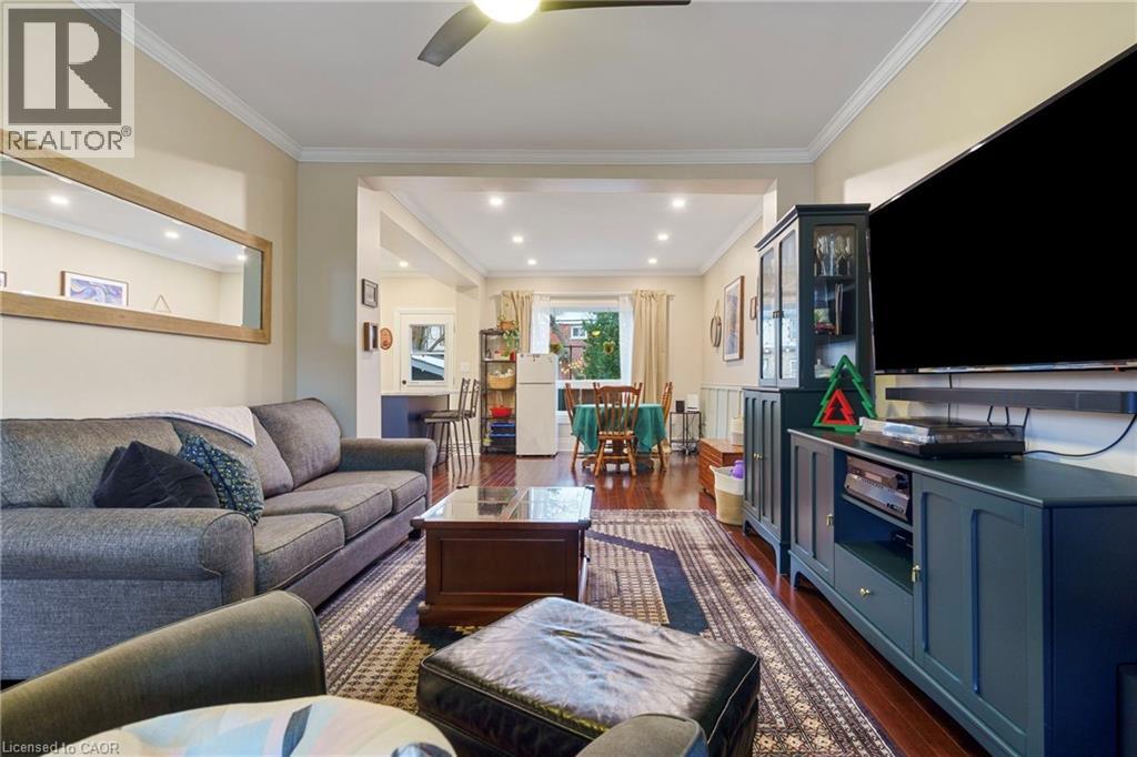 186 Balsam Avenue S Unit# Main, Hamilton, Ontario  L8M 3B8 - Photo 8 - 40795749