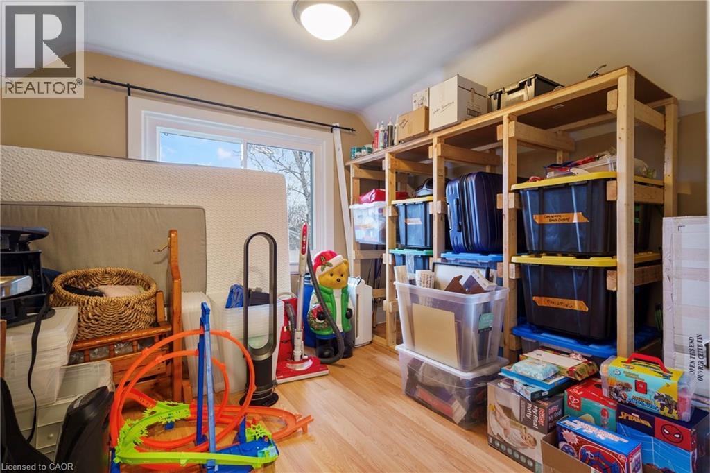 186 Balsam Avenue S Unit# Main, Hamilton, Ontario  L8M 3B8 - Photo 36 - 40795749