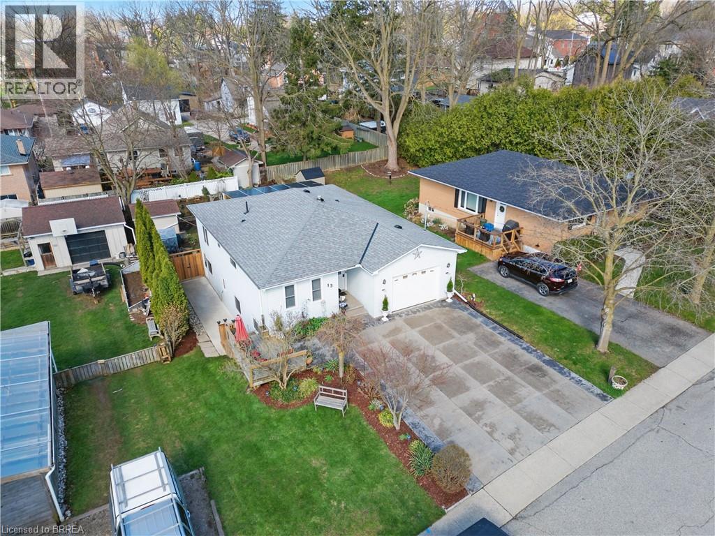 13 King William Street, St. George, Ontario  N0E 1N0 - Photo 1 - 40803920