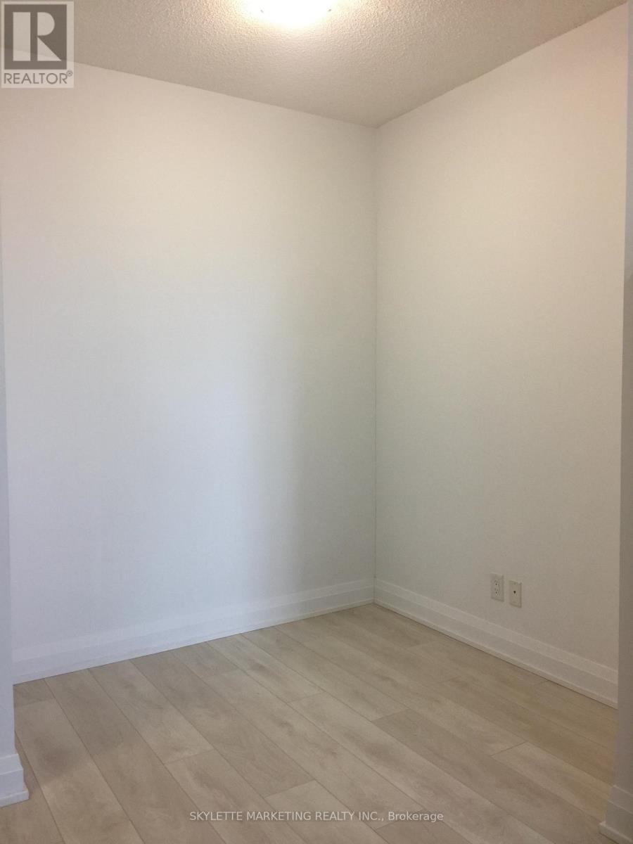 #1427 - 7161 Yonge Street, Markham, Ontario  L3T 0C8 - Photo 8 - N12771658