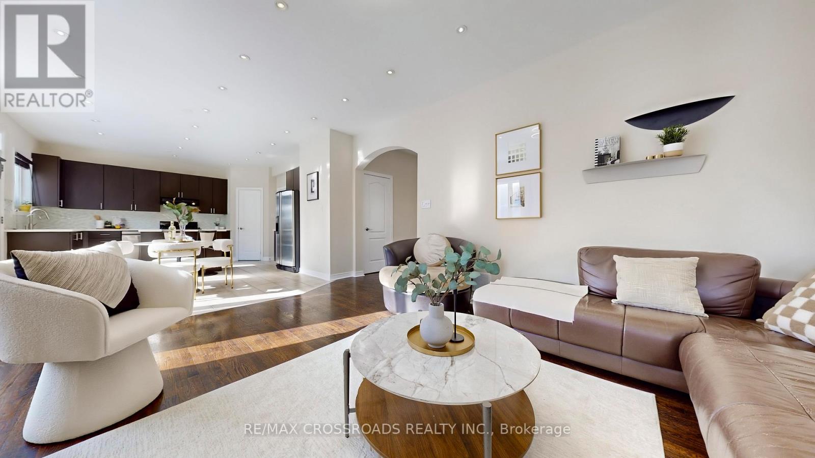 122 Destino Crescent, Vaughan, Ontario  L4H 3E2 - Photo 8 - N12771664