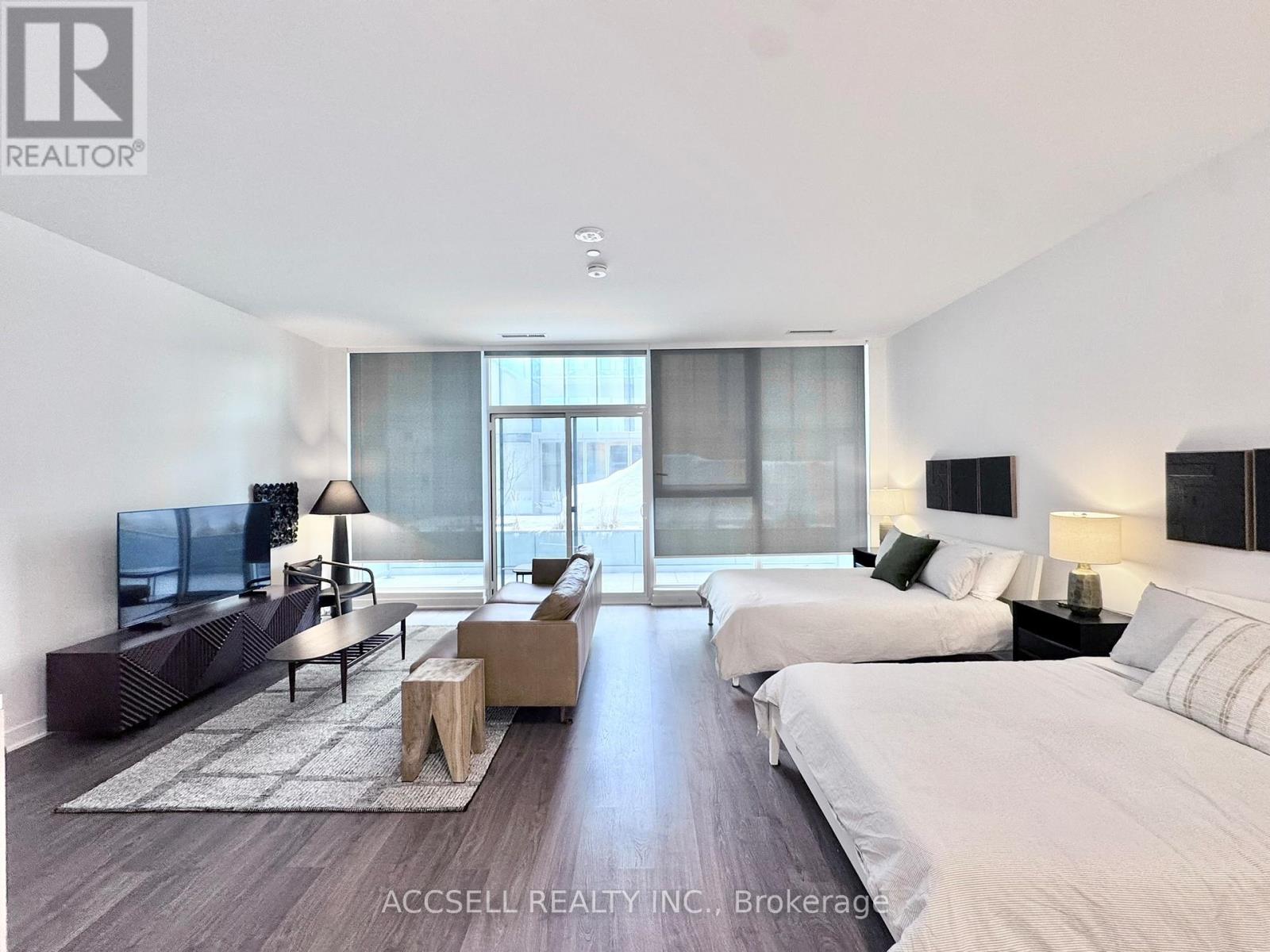 W1002 - 185 Millway Drive, Vaughan, Ontario  L4K 0L2 - Photo 11 - N12771686