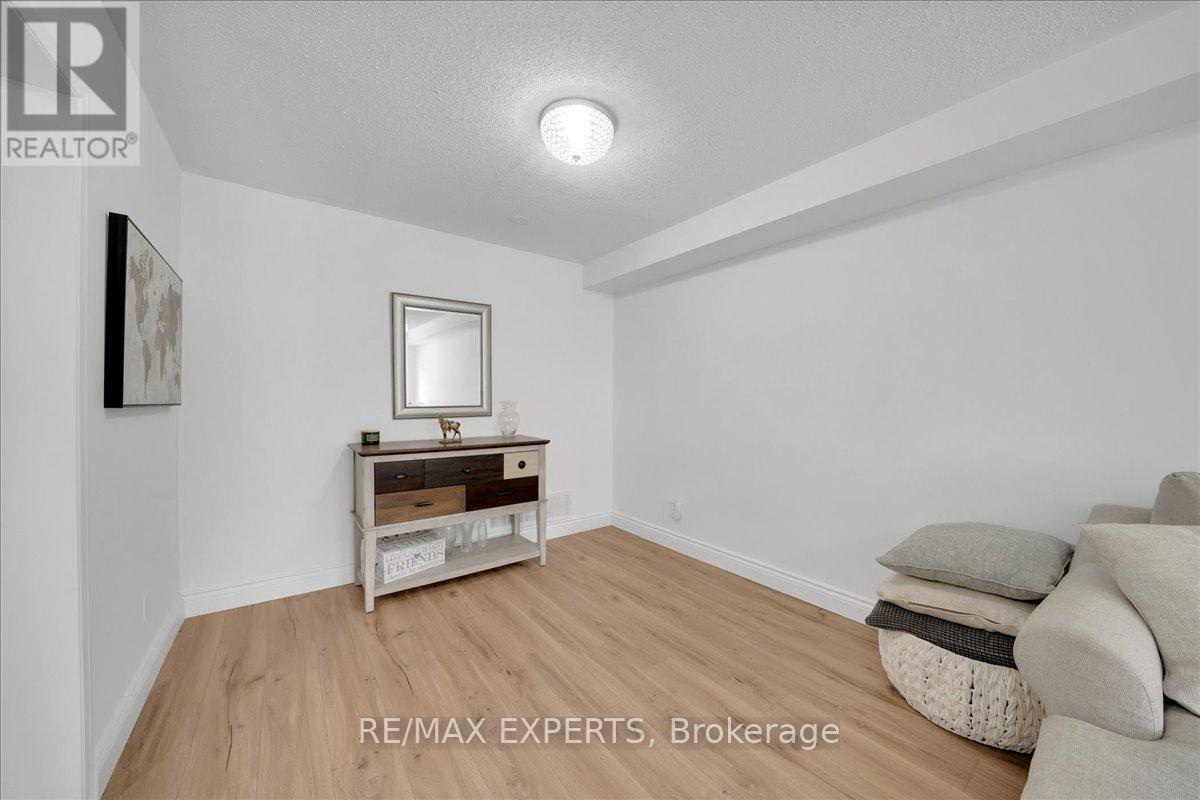 36 - 165 Fieldstone Drive, Vaughan, Ontario  L4L 9M1 - Photo 10 - N12771708