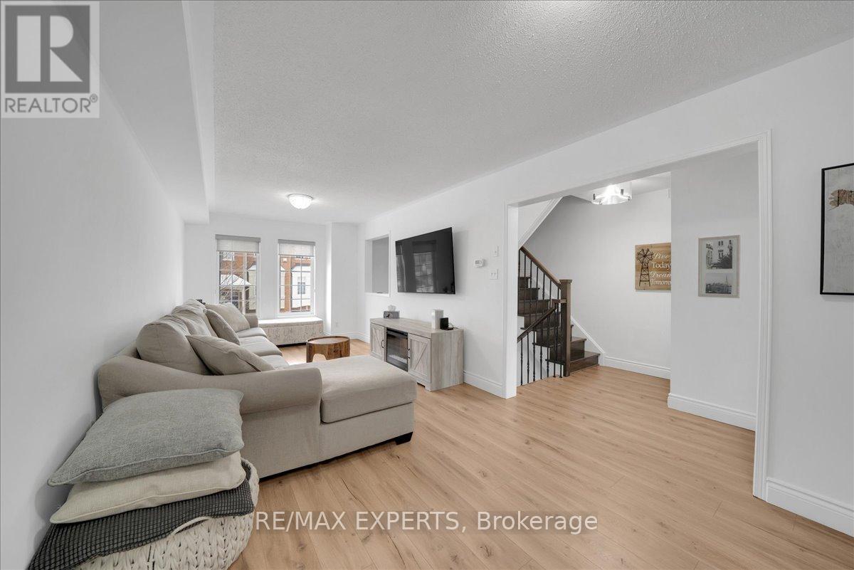 36 - 165 Fieldstone Drive, Vaughan, Ontario  L4L 9M1 - Photo 11 - N12771708