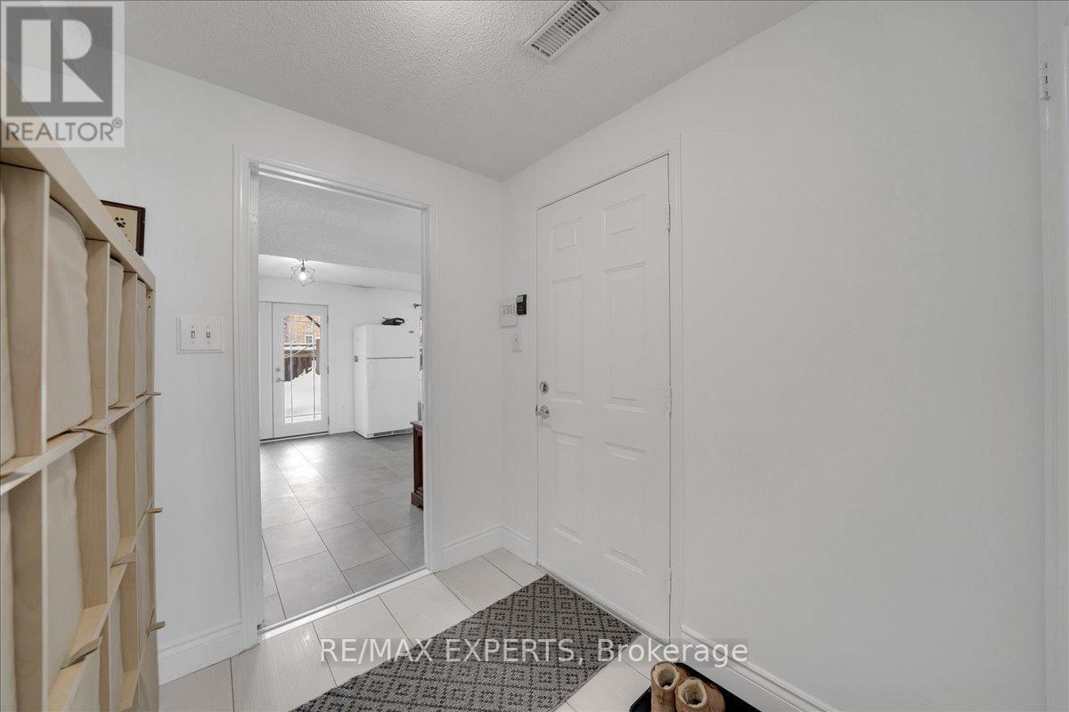 36 - 165 Fieldstone Drive, Vaughan, Ontario  L4L 9M1 - Photo 37 - N12771708