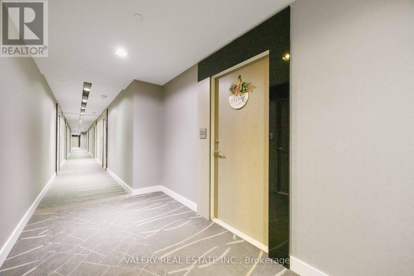 325 - 4800 Highway 7, Vaughan, Ontario  L4L 1H8 - Photo 3 - N12771710