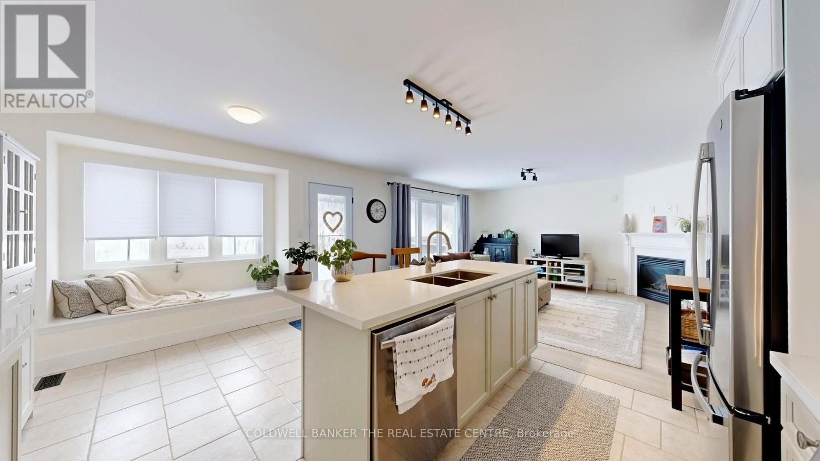 40 Steele Street, New Tecumseth, Ontario  L9R 0E6 - Photo 14 - N12771712