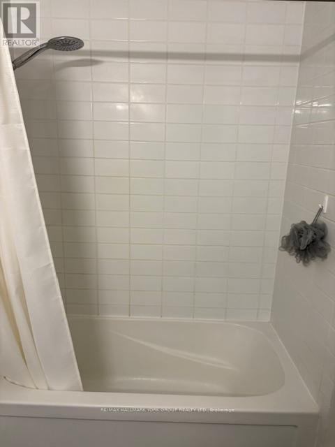 35 - 555 William Graham Drive, Aurora, Ontario  L4G 3H9 - Photo 14 - N12771720