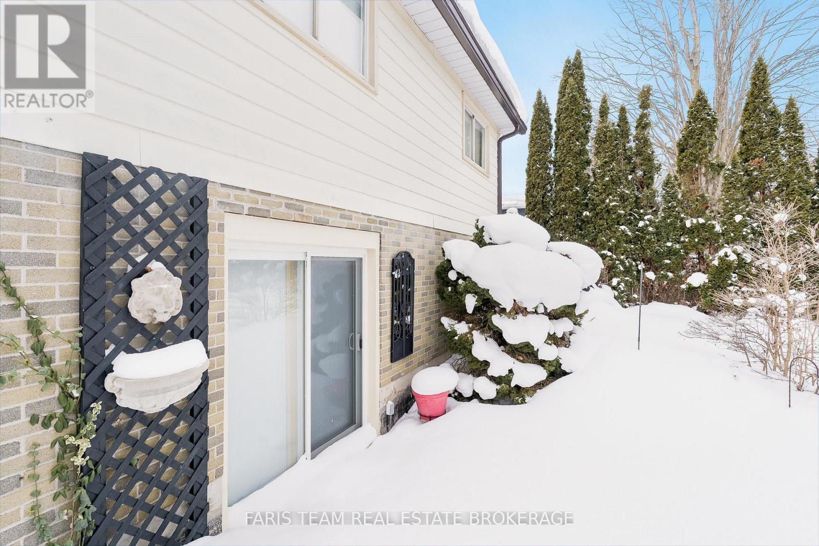 64 Steel Street, Barrie (Grove East), Ontario  L4M 4H5 - Photo 20 - S12771602