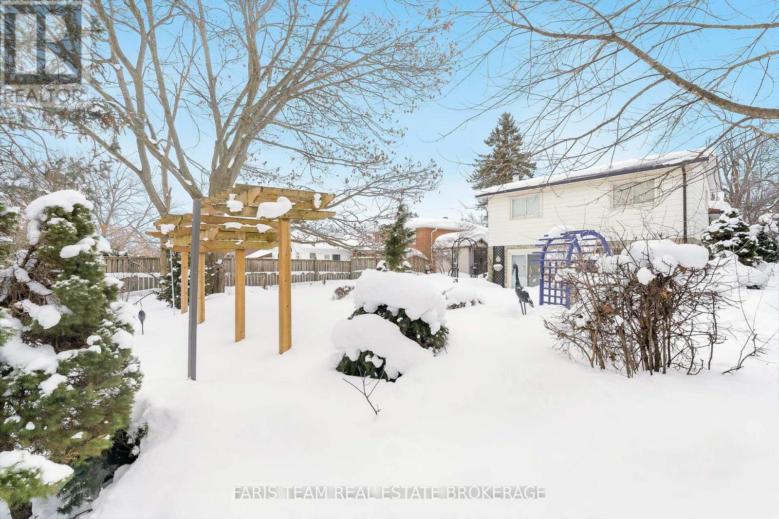 64 Steel Street, Barrie (Grove East), Ontario  L4M 4H5 - Photo 22 - S12771602