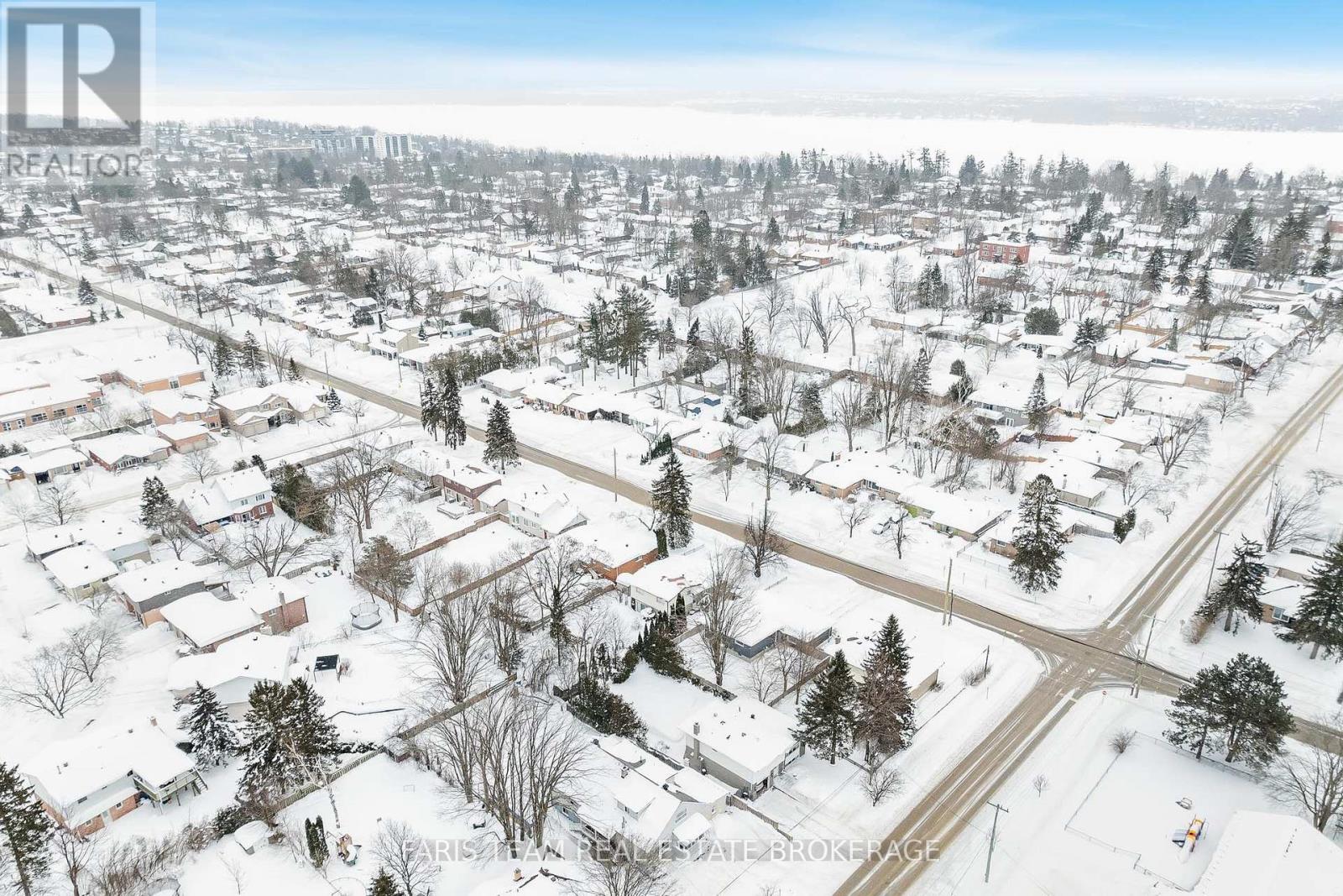 64 Steel Street, Barrie (Grove East), Ontario  L4M 4H5 - Photo 26 - S12771602