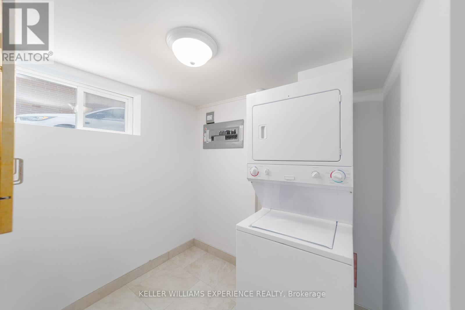 Lower - 51 Davidson Street, Barrie, Ontario  L4M 3S1 - Photo 11 - S12771610