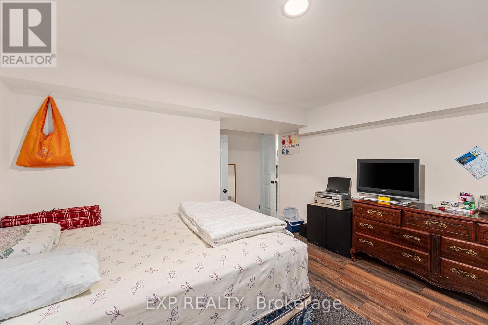 1109 Ravenshoe Road, East Gwillimbury, Ontario  L9P 1R2 - Photo 34 - N12393957