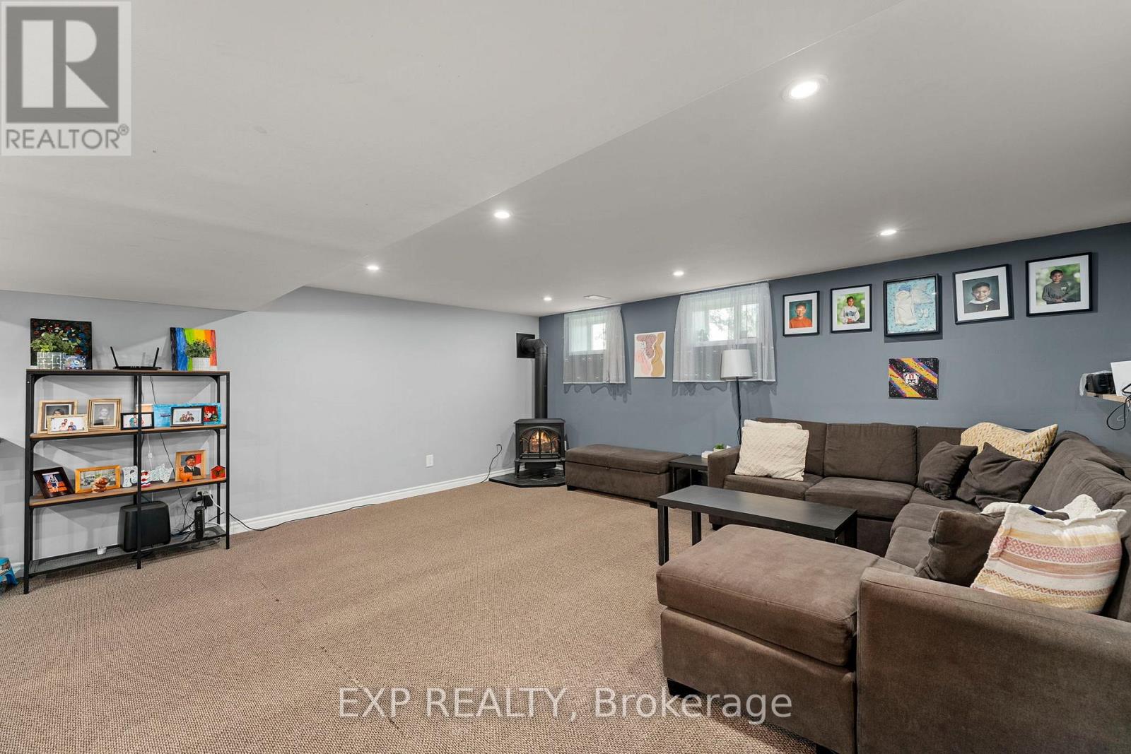 1109 Ravenshoe Road, East Gwillimbury, Ontario  L9P 1R2 - Photo 32 - N12393957