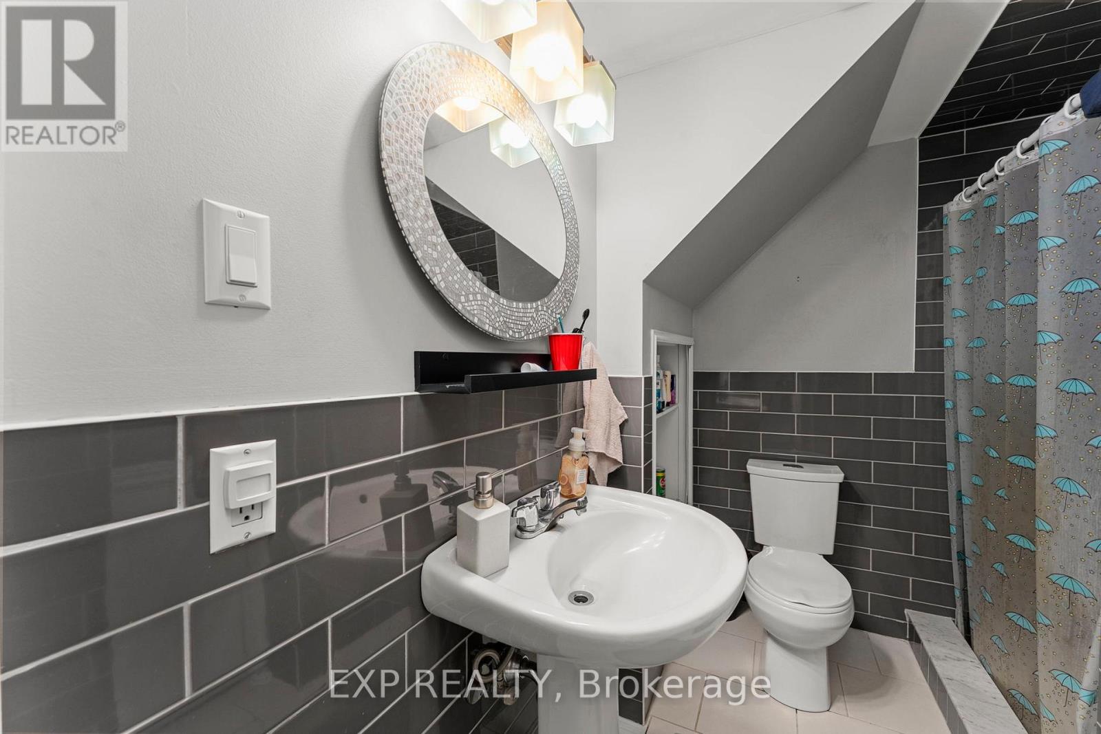 1109 Ravenshoe Road, East Gwillimbury, Ontario  L9P 1R2 - Photo 38 - N12393957