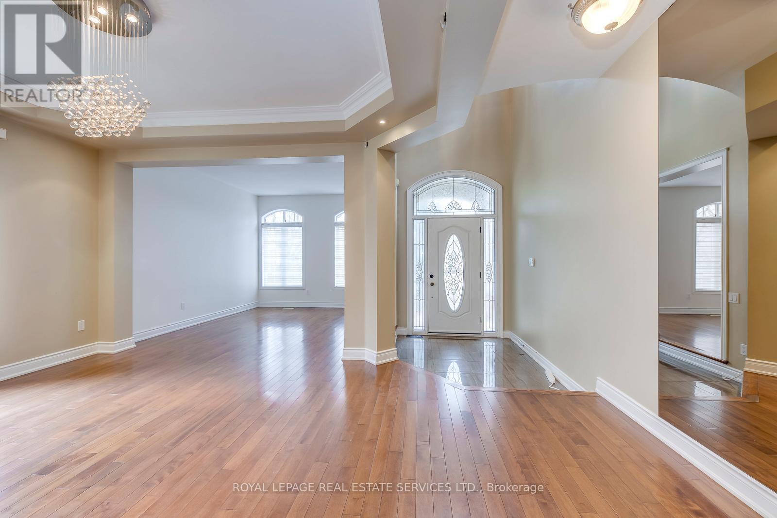 169 Spring Azure Crescent, Oakville, Ontario  L6L 6V7 - Photo 12 - W12771632