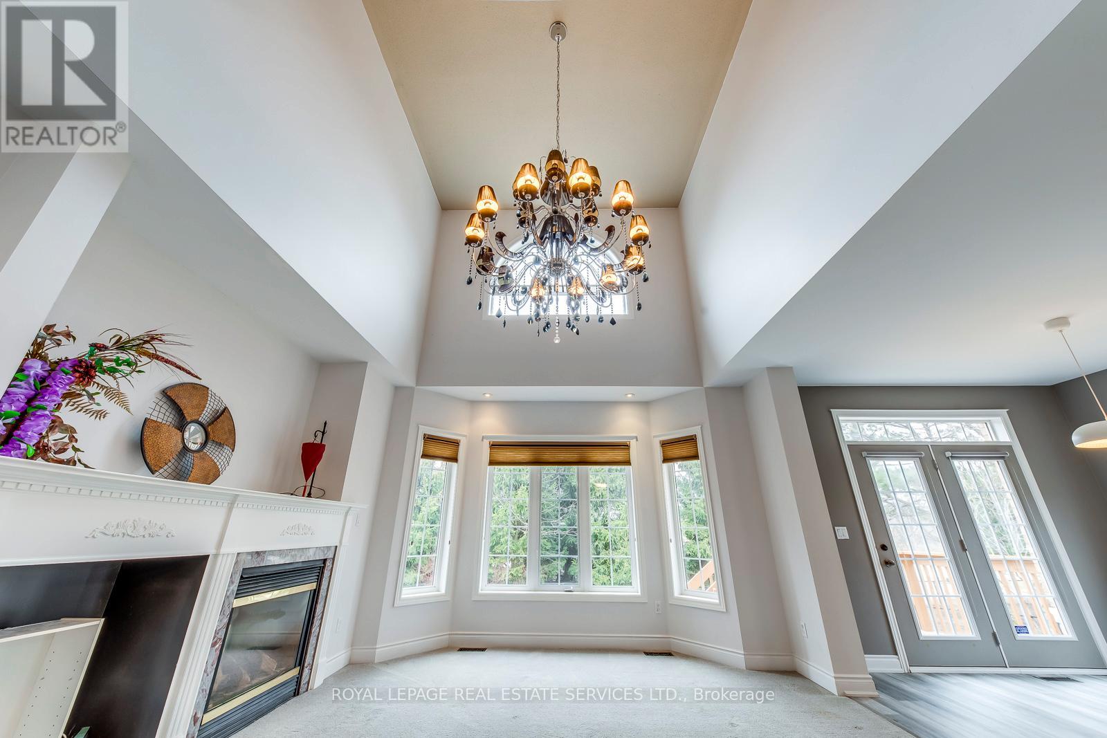 169 Spring Azure Crescent, Oakville, Ontario  L6L 6V7 - Photo 16 - W12771632