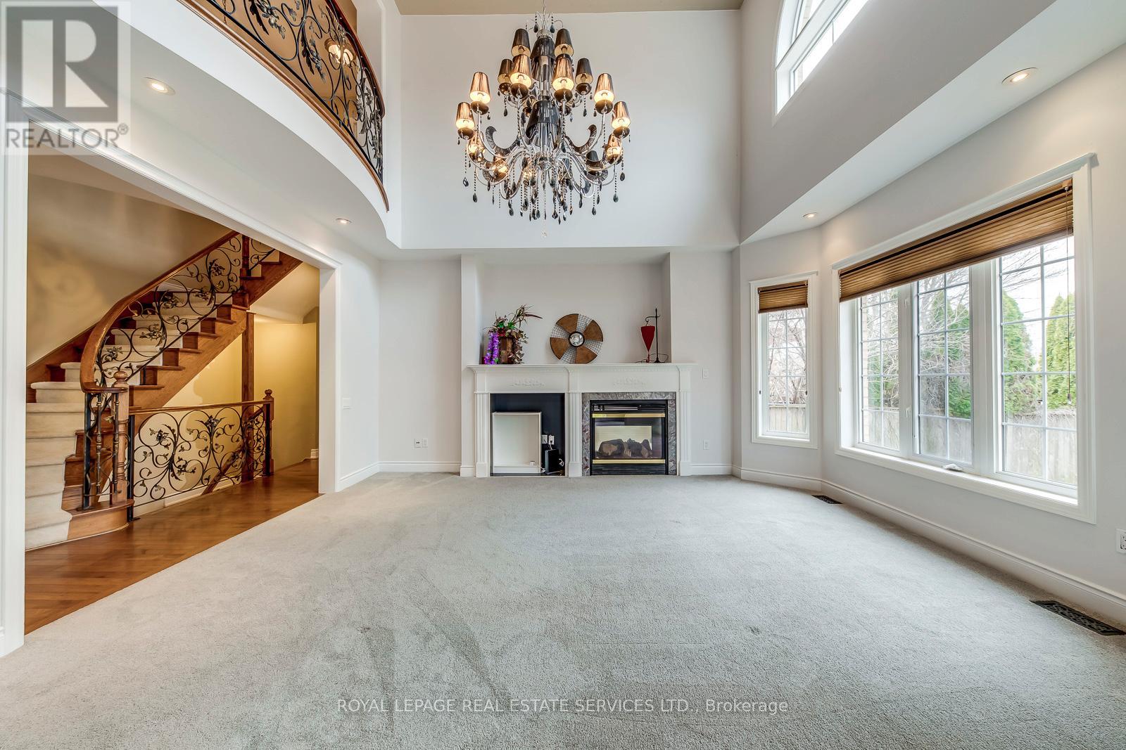 169 Spring Azure Crescent, Oakville, Ontario  L6L 6V7 - Photo 17 - W12771632