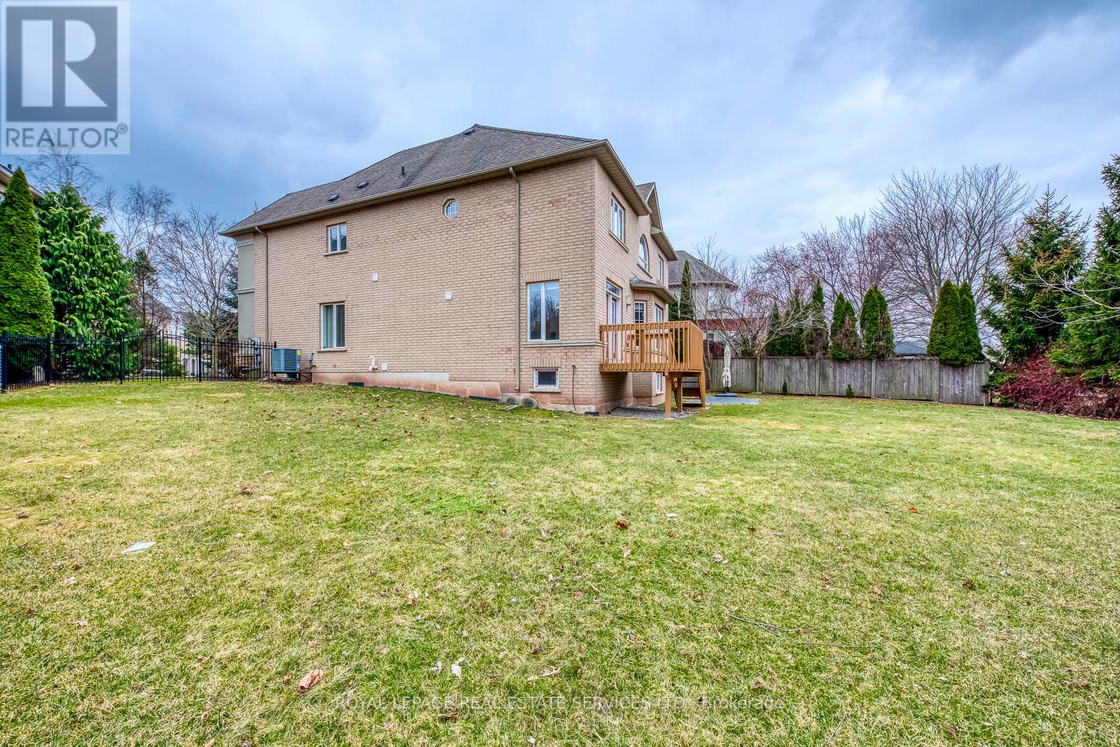 169 Spring Azure Crescent, Oakville, Ontario  L6L 6V7 - Photo 45 - W12771632