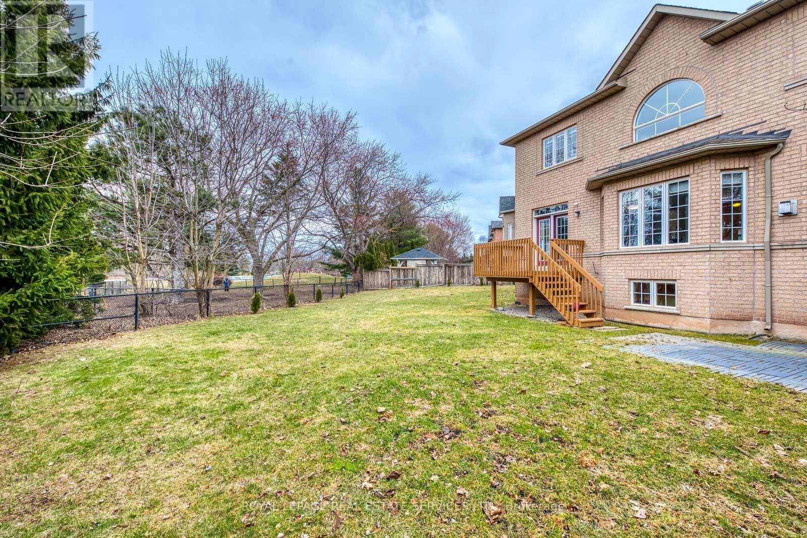 169 Spring Azure Crescent, Oakville, Ontario  L6L 6V7 - Photo 49 - W12771632