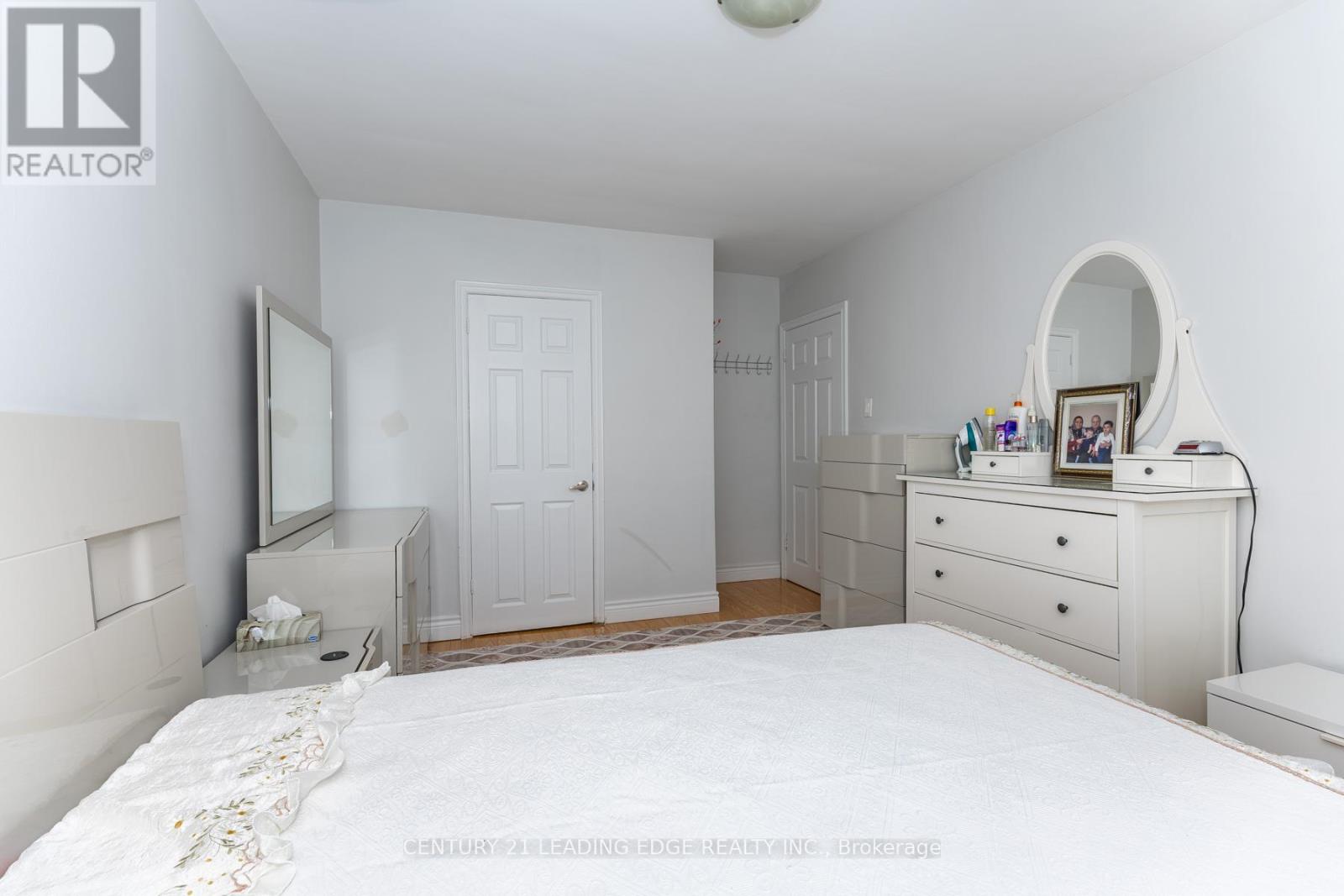 62 Branstone Road, Toronto, Ontario  M6E 4E4 - Photo 16 - W12771648