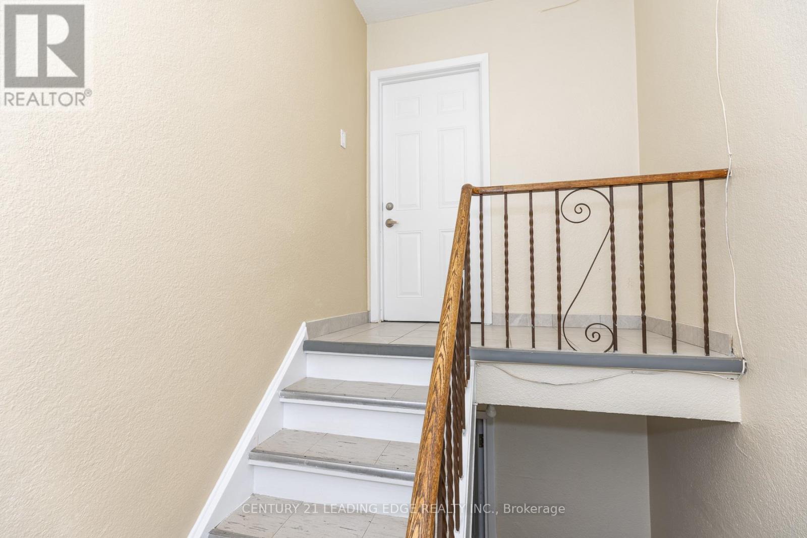 62 Branstone Road, Toronto, Ontario  M6E 4E4 - Photo 18 - W12771648