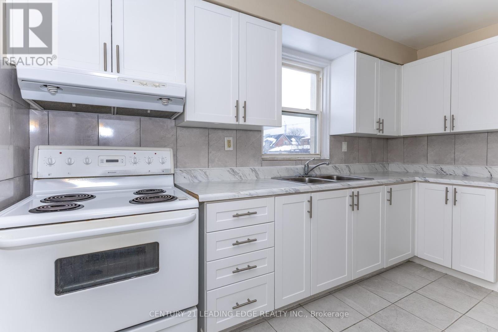 62 Branstone Road, Toronto, Ontario  M6E 4E4 - Photo 25 - W12771648