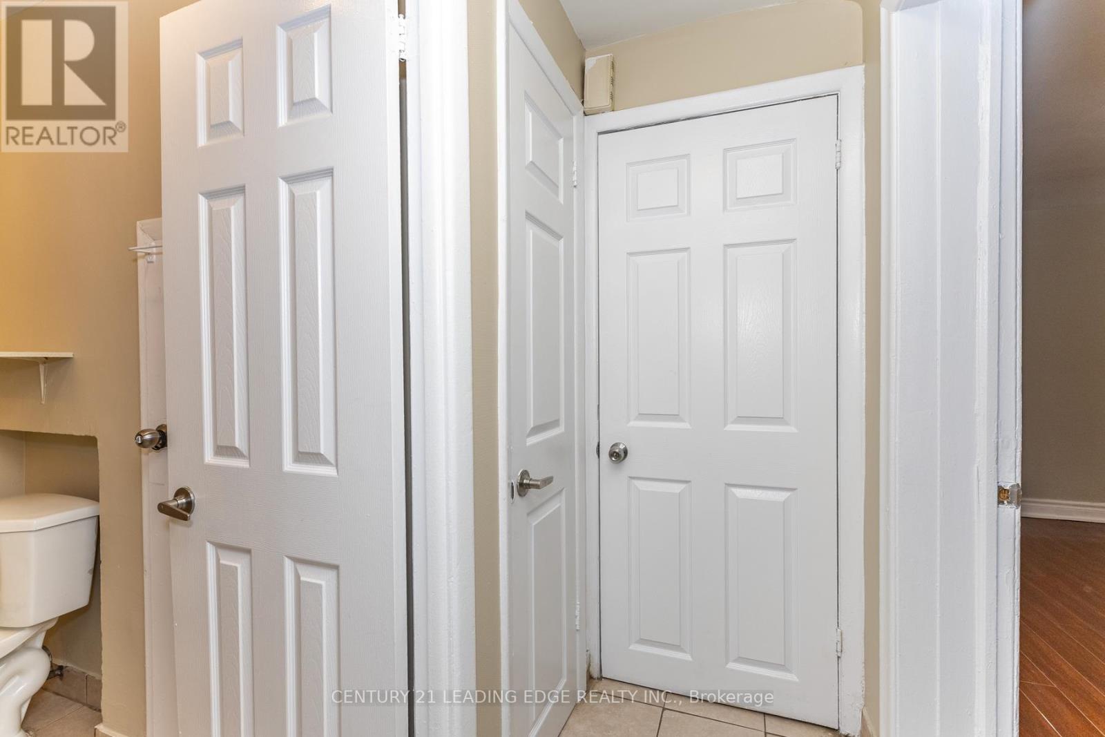 62 Branstone Road, Toronto, Ontario  M6E 4E4 - Photo 39 - W12771648