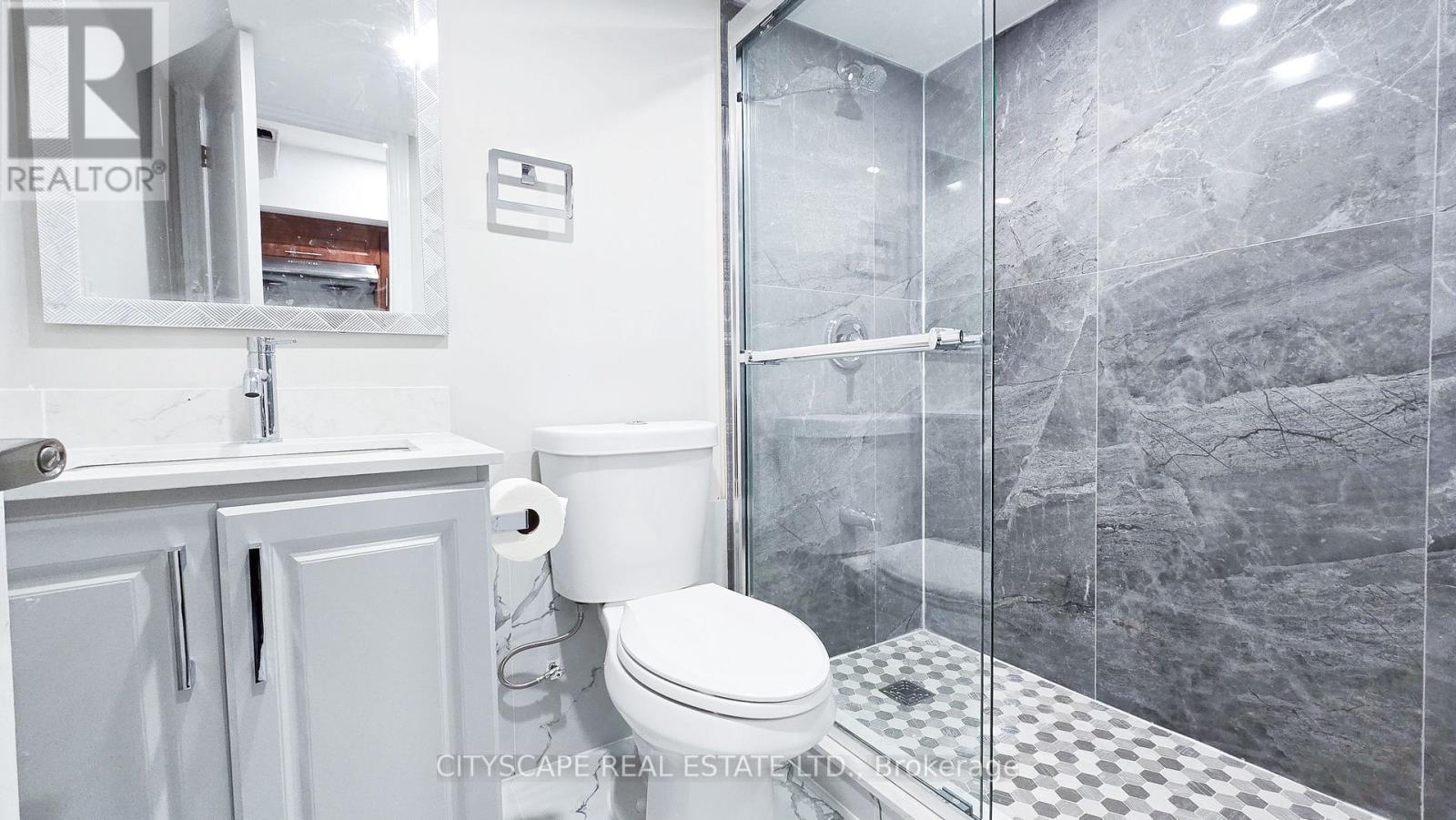 Lower - 121 Ashdale Road, Brampton, Ontario  L6Y 5N2 - Photo 13 - W12771656