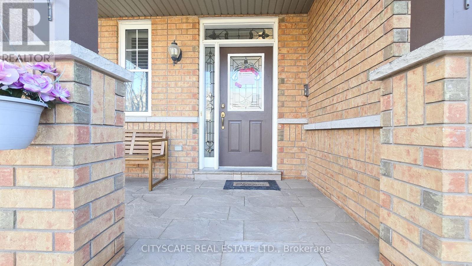 Lower - 121 Ashdale Road, Brampton, Ontario  L6Y 5N2 - Photo 2 - W12771656