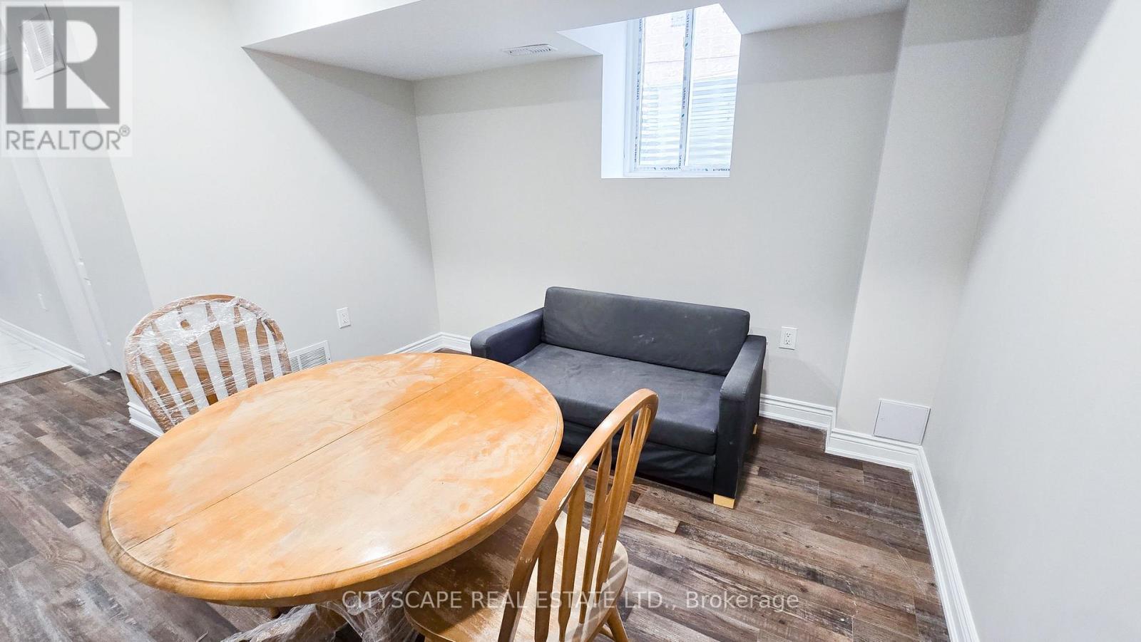 Lower - 121 Ashdale Road, Brampton, Ontario  L6Y 5N2 - Photo 5 - W12771656