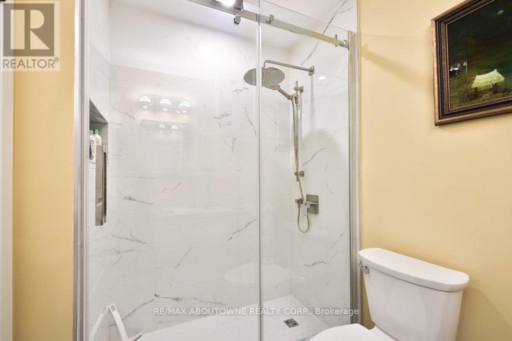 801 - 2511 Lakeshore Road W, Oakville, Ontario  L6L 6L9 - Photo 36 - W12771666