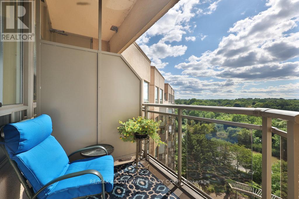 801 - 2511 Lakeshore Road W, Oakville, Ontario  L6L 6L9 - Photo 45 - W12771666