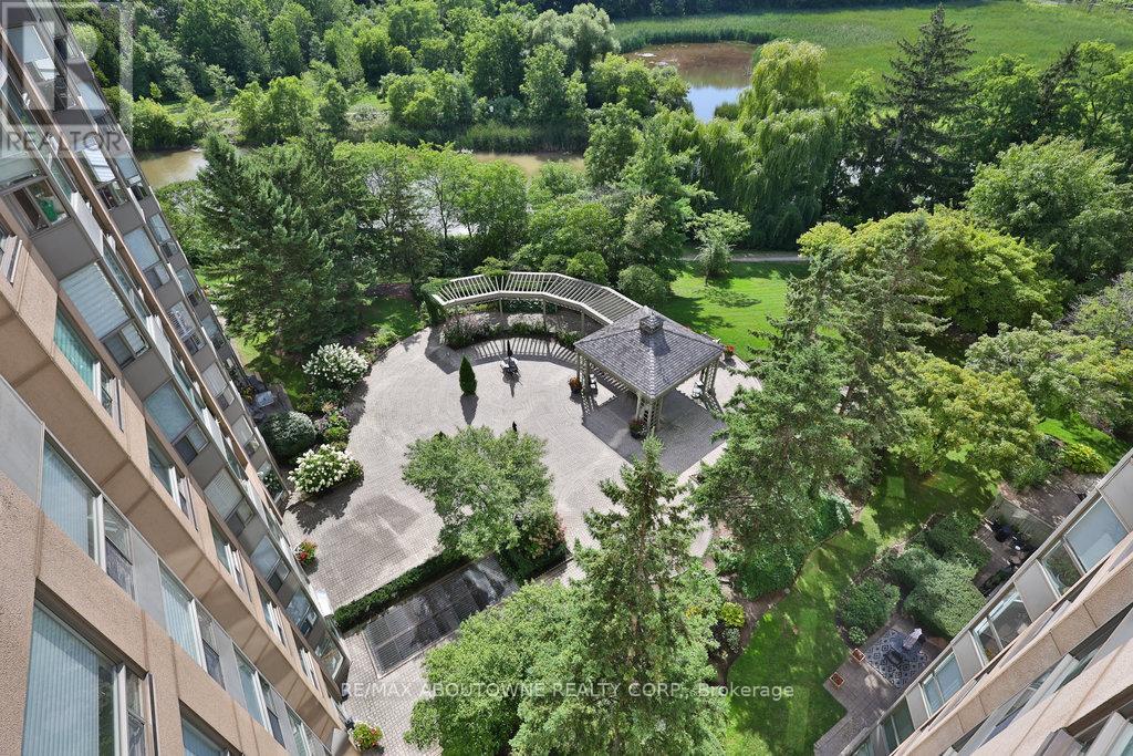 801 - 2511 Lakeshore Road W, Oakville, Ontario  L6L 6L9 - Photo 46 - W12771666