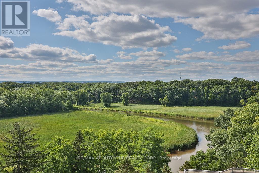 801 - 2511 Lakeshore Road W, Oakville, Ontario  L6L 6L9 - Photo 48 - W12771666