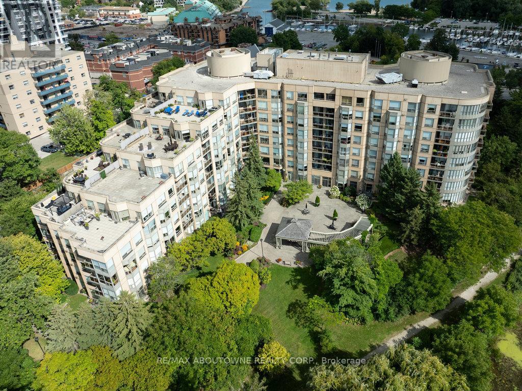 801 - 2511 Lakeshore Road W, Oakville, Ontario  L6L 6L9 - Photo 7 - W12771666