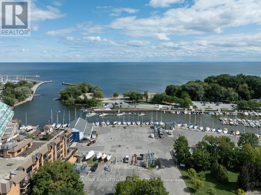 801 - 2511 Lakeshore Road W, Oakville, Ontario  L6L 6L9 - Photo 8 - W12771666