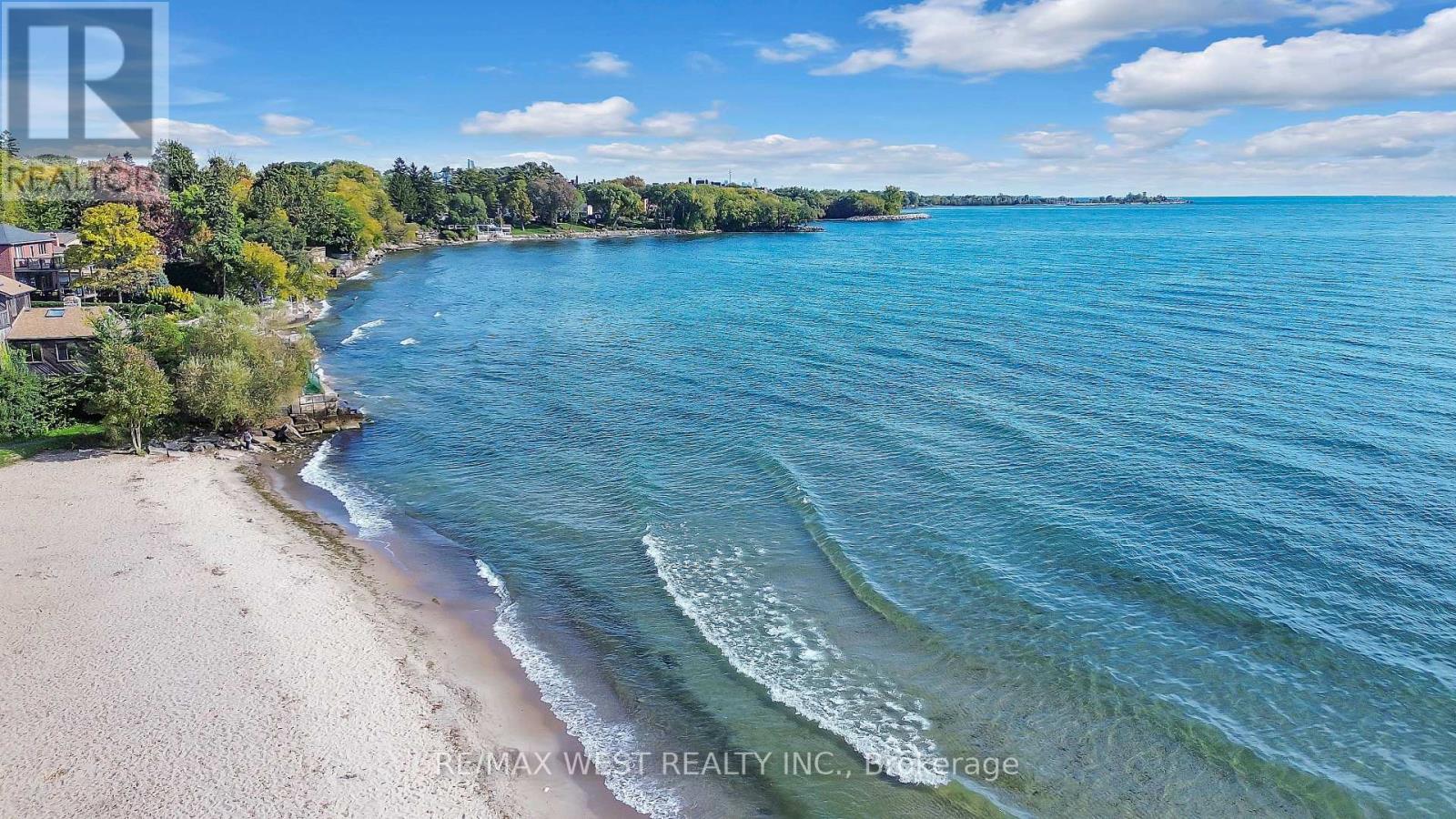 2005 - 1515 Lakeshore Road E, Mississauga, Ontario  L5E 3E3 - Photo 23 - W12771698