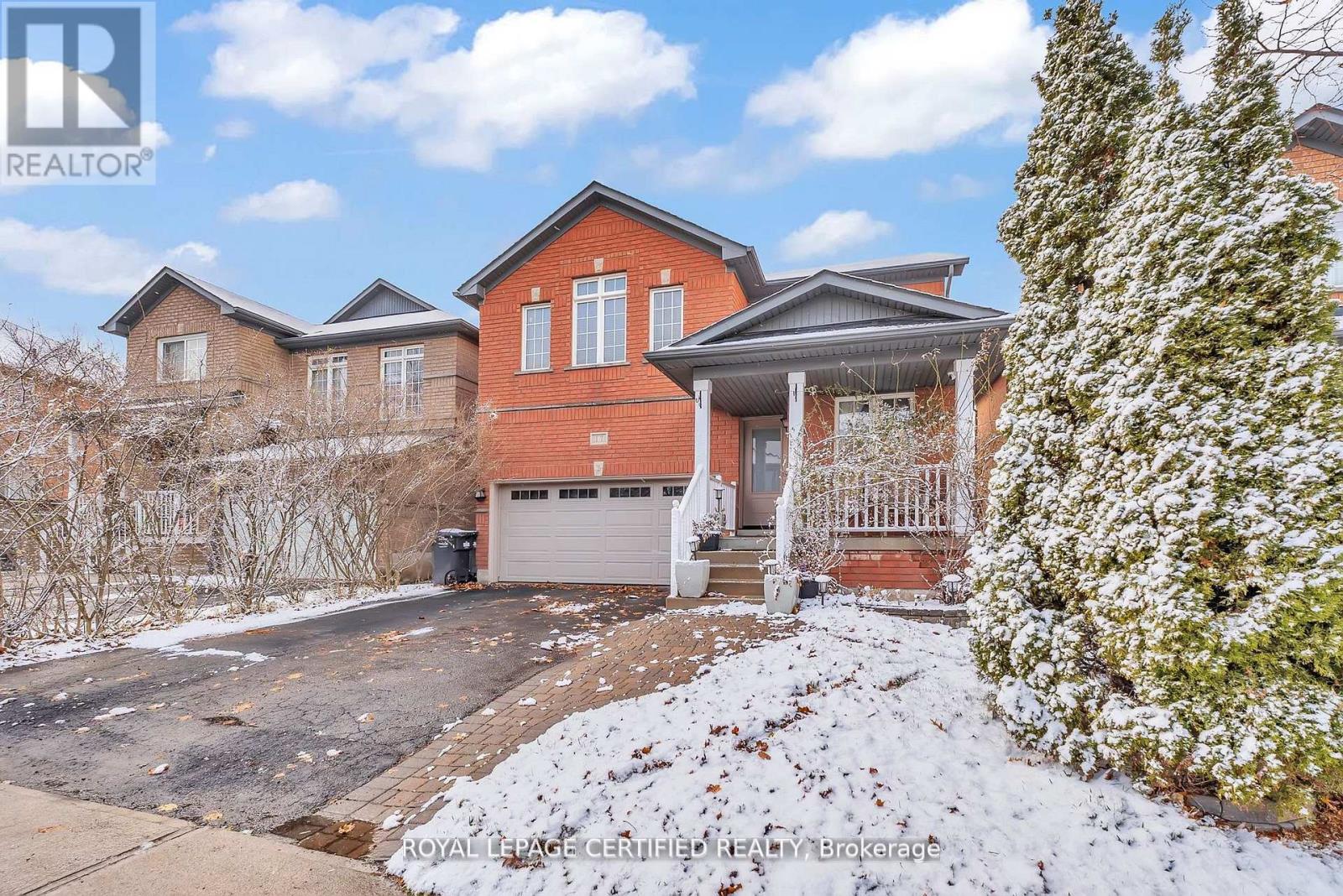 17 Chestermere Crescent, Brampton, Ontario  L7A 2E8 - Photo 2 - W12771704