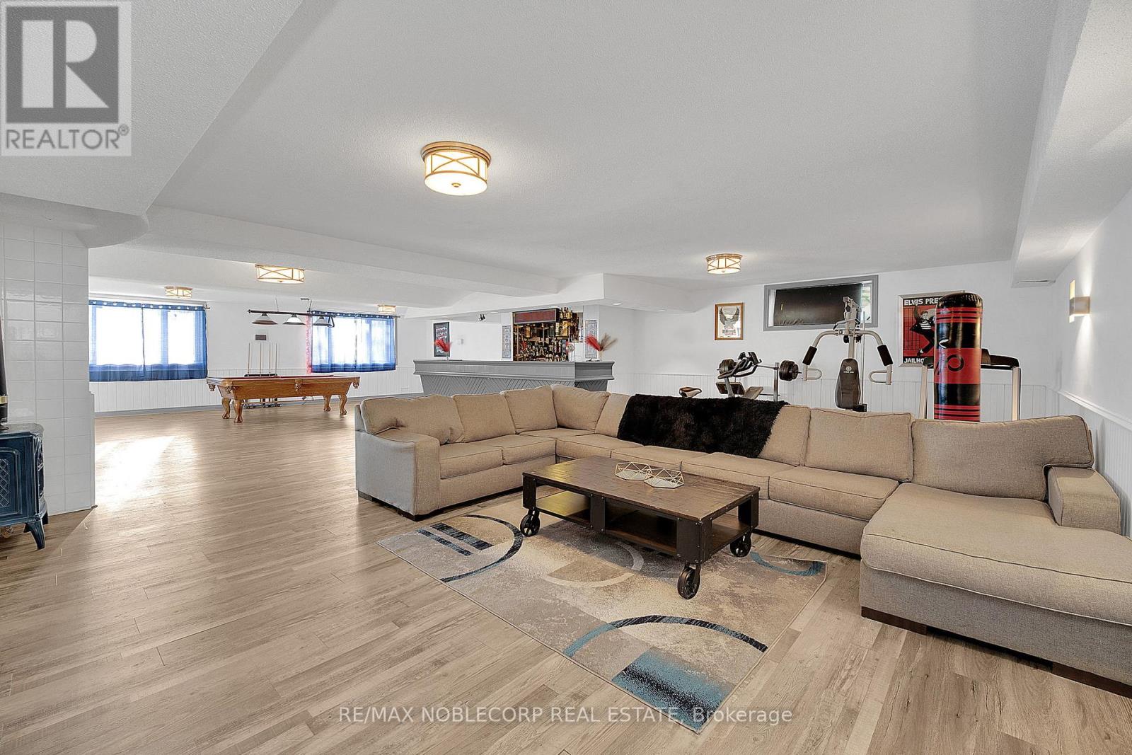 14 Bowman Avenue, Brampton, Ontario  L6P 0X5 - Photo 36 - W12771734