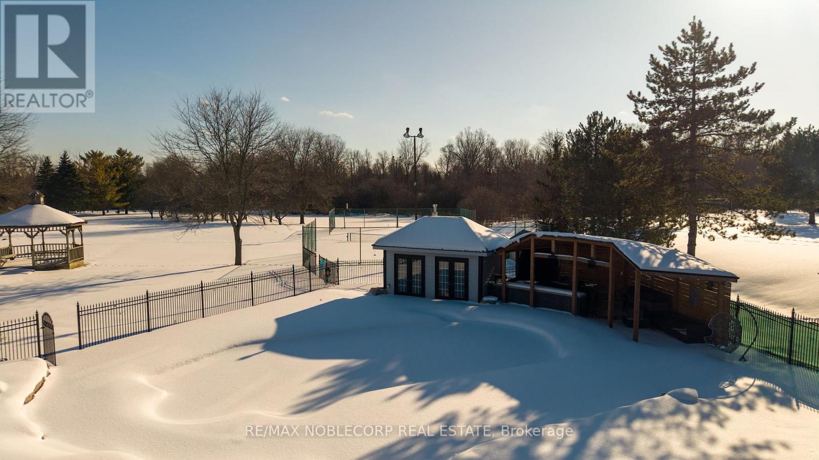 14 Bowman Avenue, Brampton, Ontario  L6P 0X5 - Photo 46 - W12771734