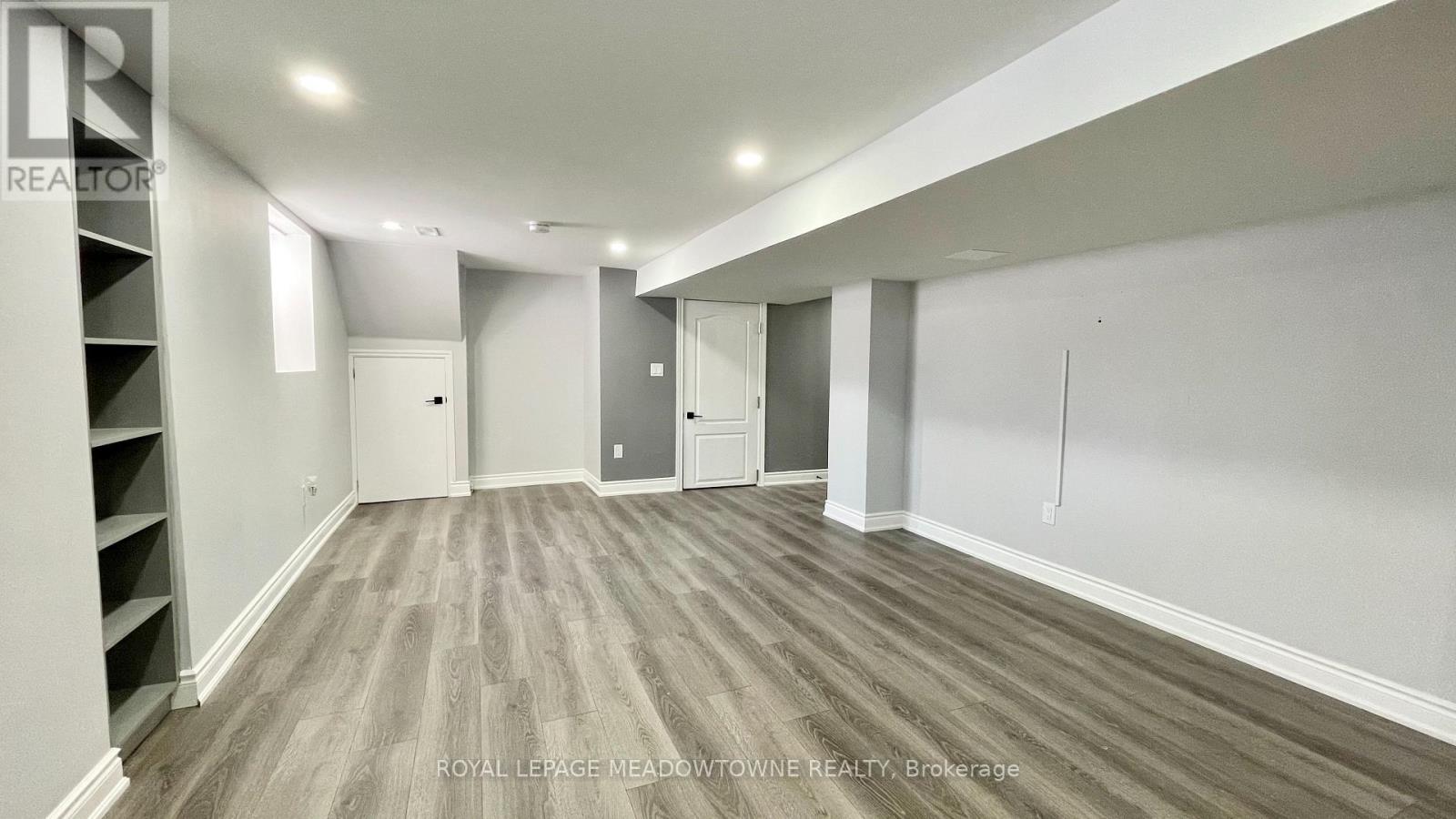 4 Keats Avenue, Halton Hills, Ontario  L7G 1T4 - Photo 7 - W12771738