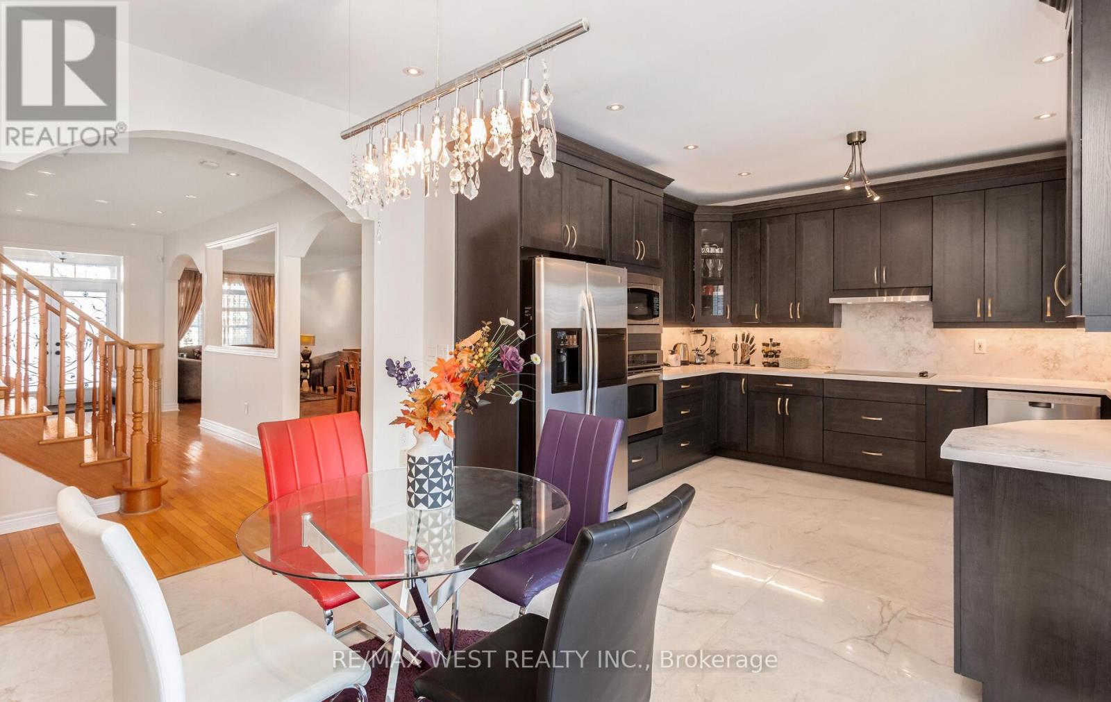 4653 Colombo Crescent, Mississauga, Ontario  L5M 7R2 - Photo 13 - W12771754