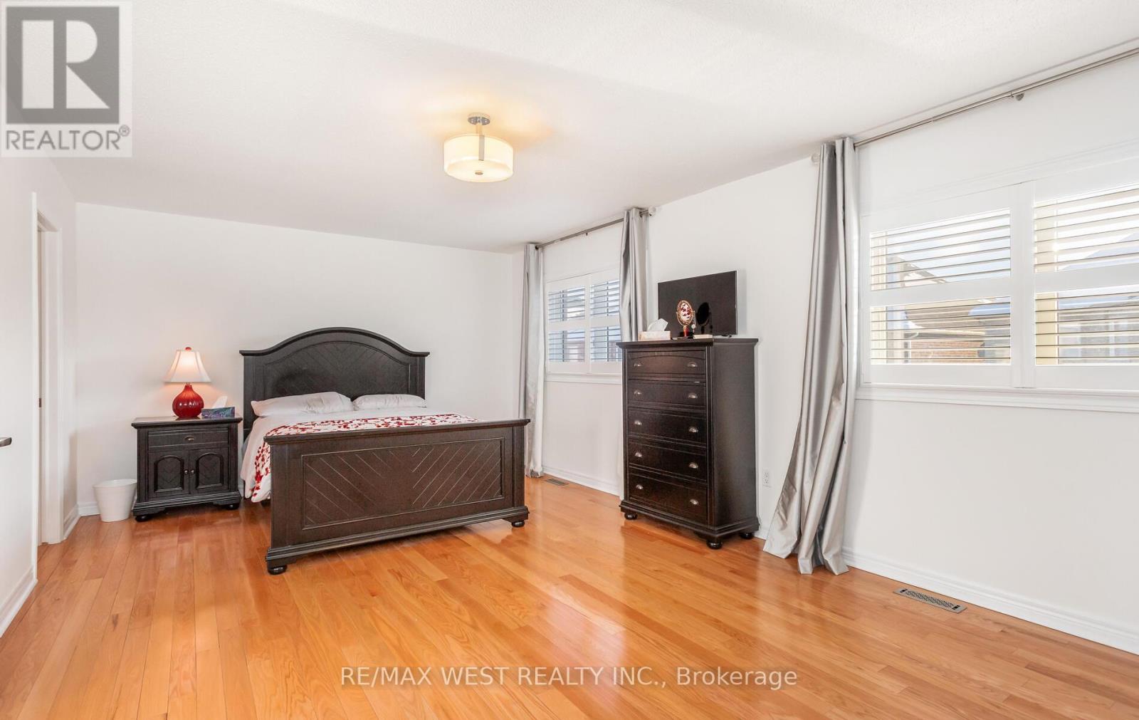 4653 Colombo Crescent, Mississauga, Ontario  L5M 7R2 - Photo 25 - W12771754