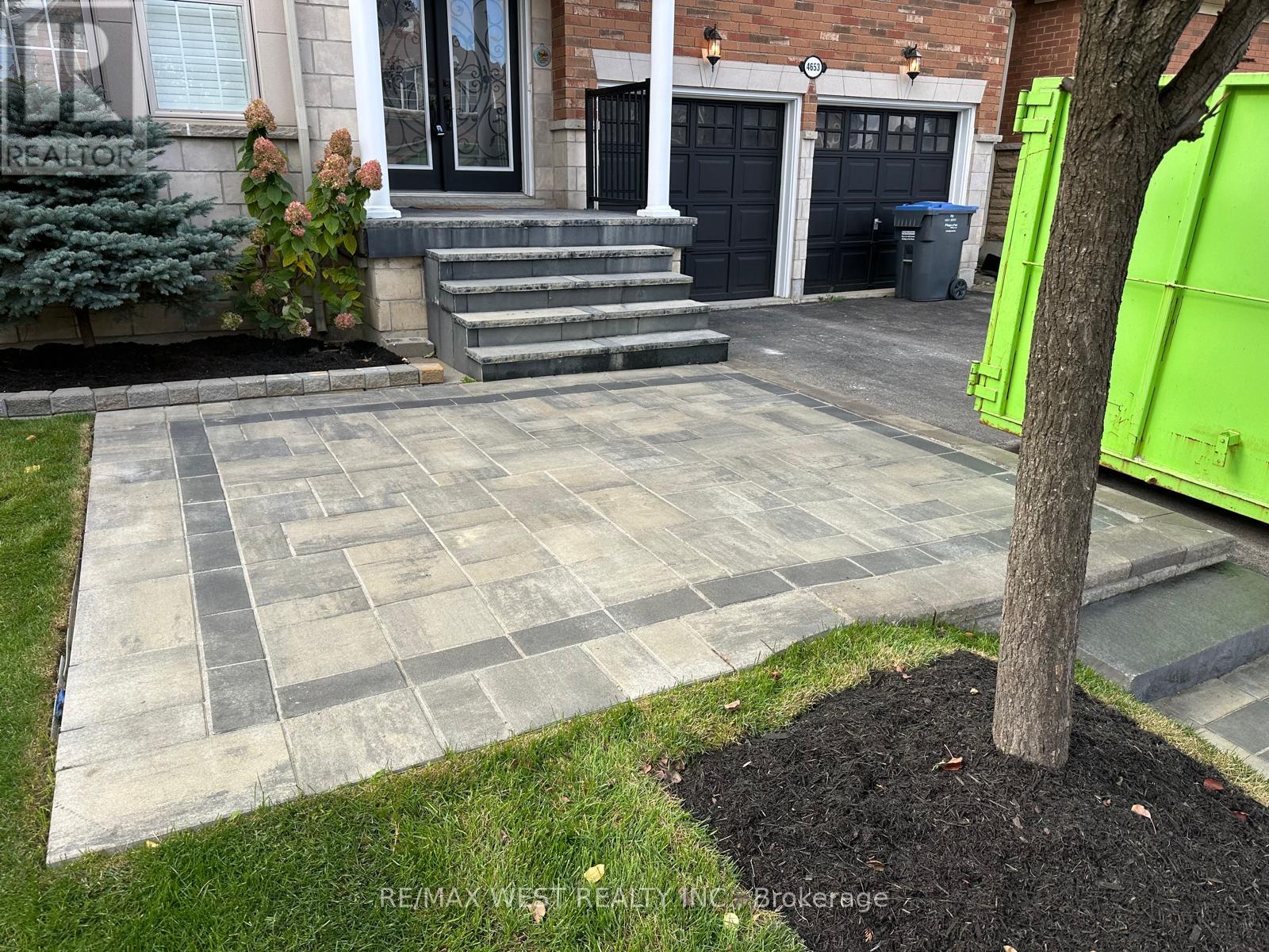 4653 Colombo Crescent, Mississauga, Ontario  L5M 7R2 - Photo 47 - W12771754