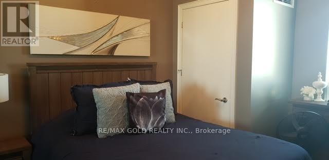 1501 - 100 John Street, Brampton, Ontario  L6W 0A8 - Photo 6 - W12771758