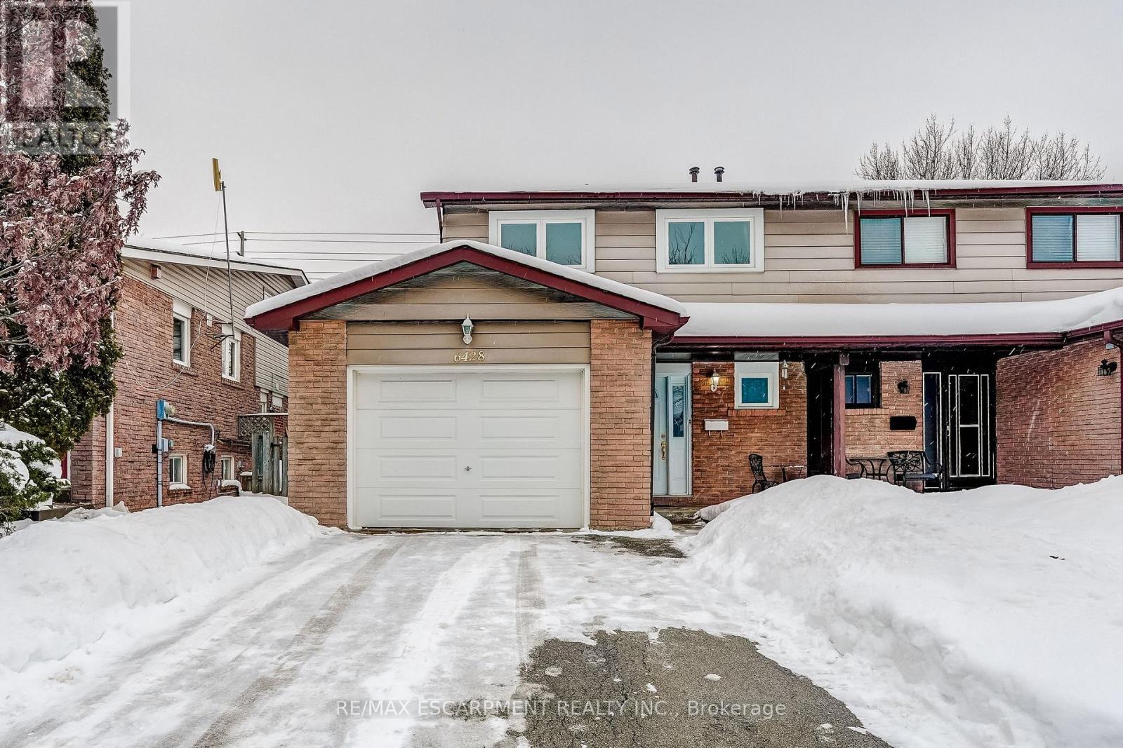 6428 Chaumont Crescent, Mississauga, Ontario  L5N 2M8 - Photo 2 - W12771792