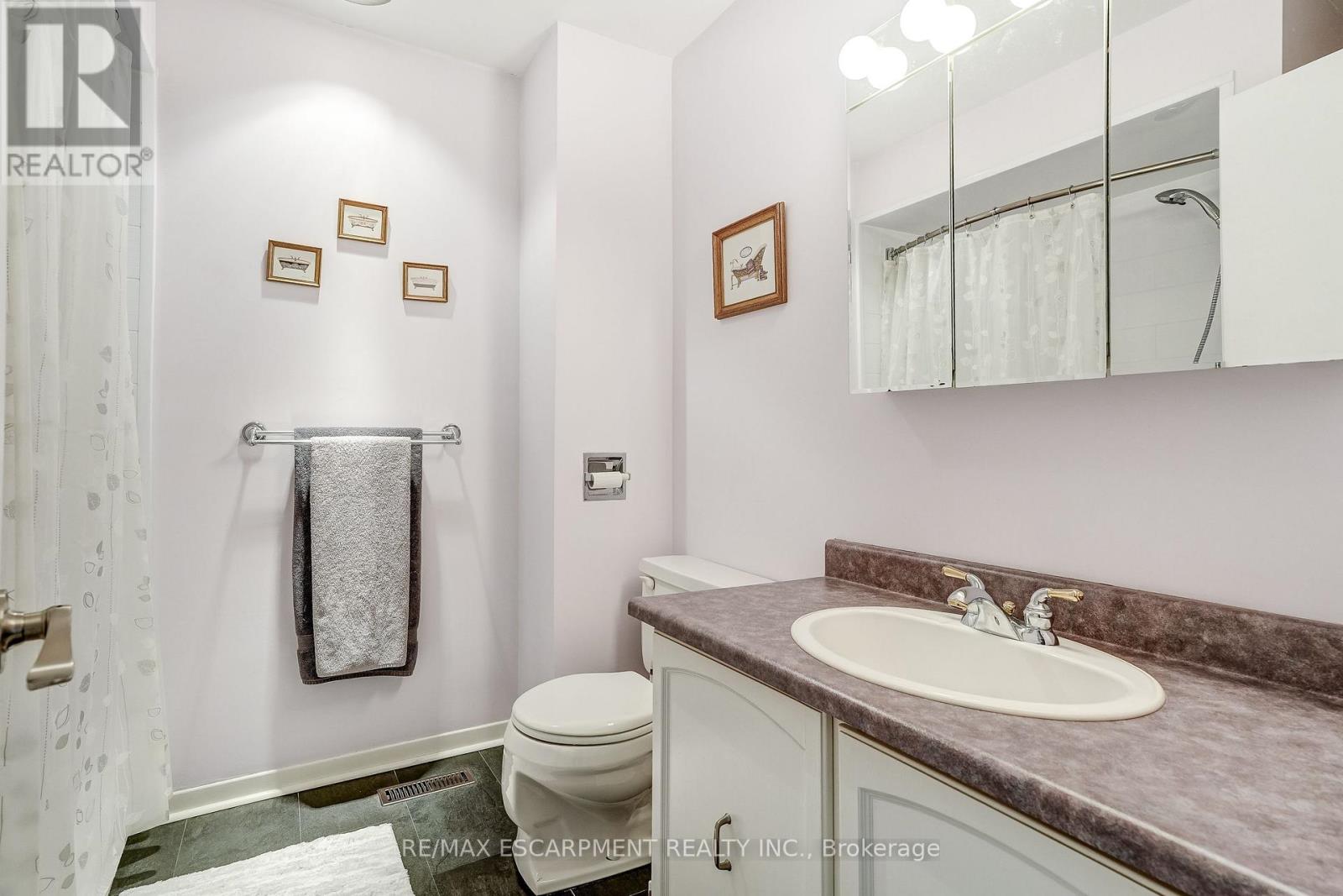 6428 Chaumont Crescent, Mississauga, Ontario  L5N 2M8 - Photo 22 - W12771792